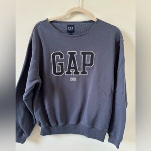 GAP sweatshirt XS